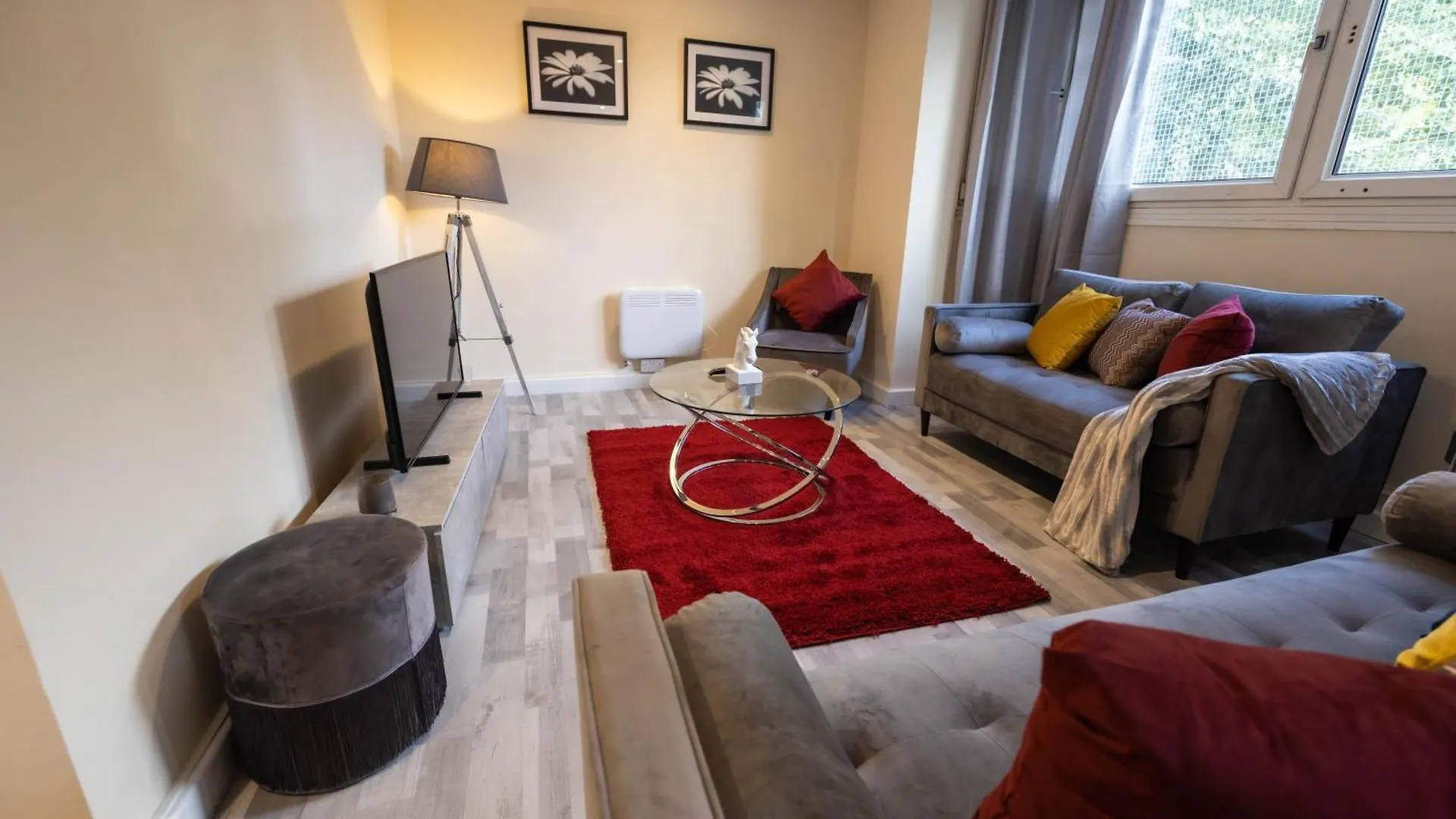 3Bed Apt -City-8Guests-Freeparking-Fastwifi London Apartment